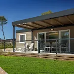 Κάμπινγκ 3 Bedroom Lovely Stacaravan In Vabriga 5*